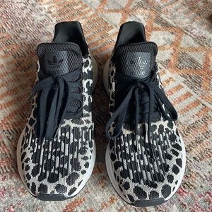 Adidas Swift Run // leopard // size 7